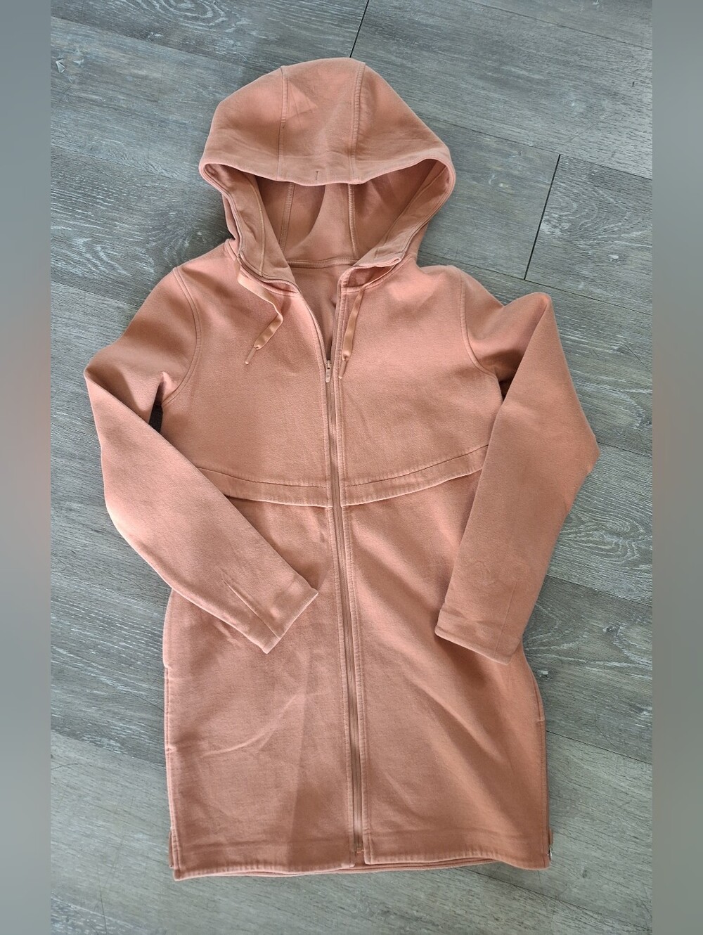 Lululemon Long Horizons Hooded Full Zip Jacket Spacer- Desert Sun- Size 4 *Read